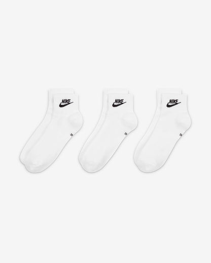 Nike Everyday Essential Ankle Socks (3 Pairs)