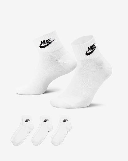 Nike Everyday Essential Ankle Socks (3 Pairs)