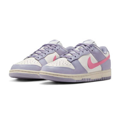 W Nike Dunk Low